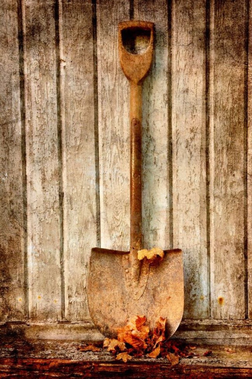 Autumn Decorating With Architectural Salvage & Vintage Finds